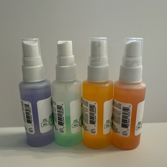 Mario Badescu Festive Facial Spray Collection - Picture 5 of 5